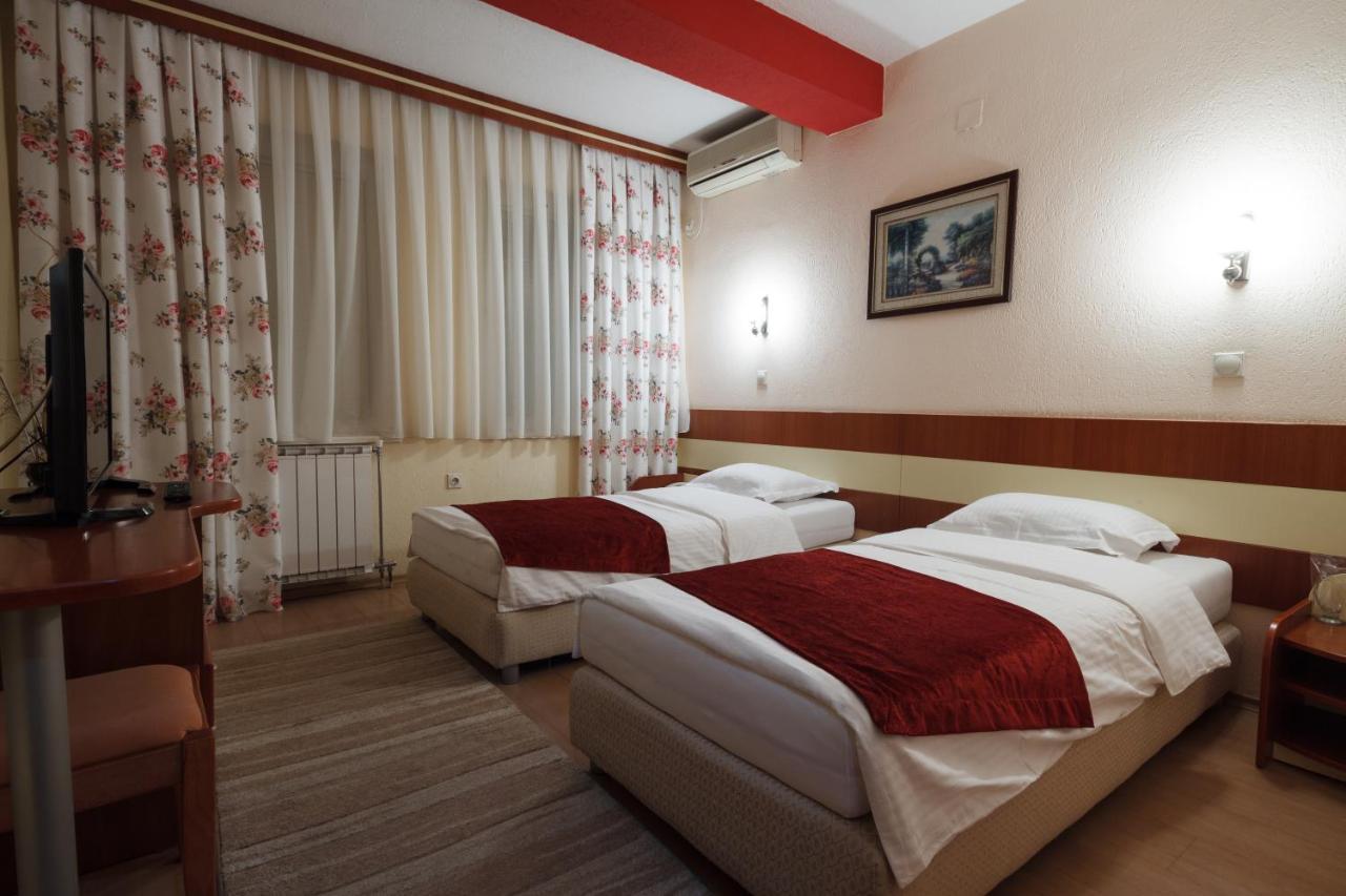Hotel Ilinden Στρώμνιτσα Εξωτερικό φωτογραφία